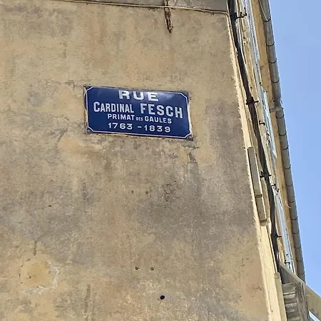 Superbe T2 En Plein Centre D'ajaccio, Rue Fesch Apartmán *